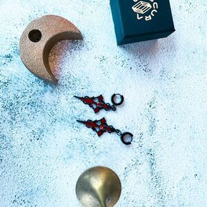 Obscura Nova “Written in Blood Sacrifice” Black and Red Earrings